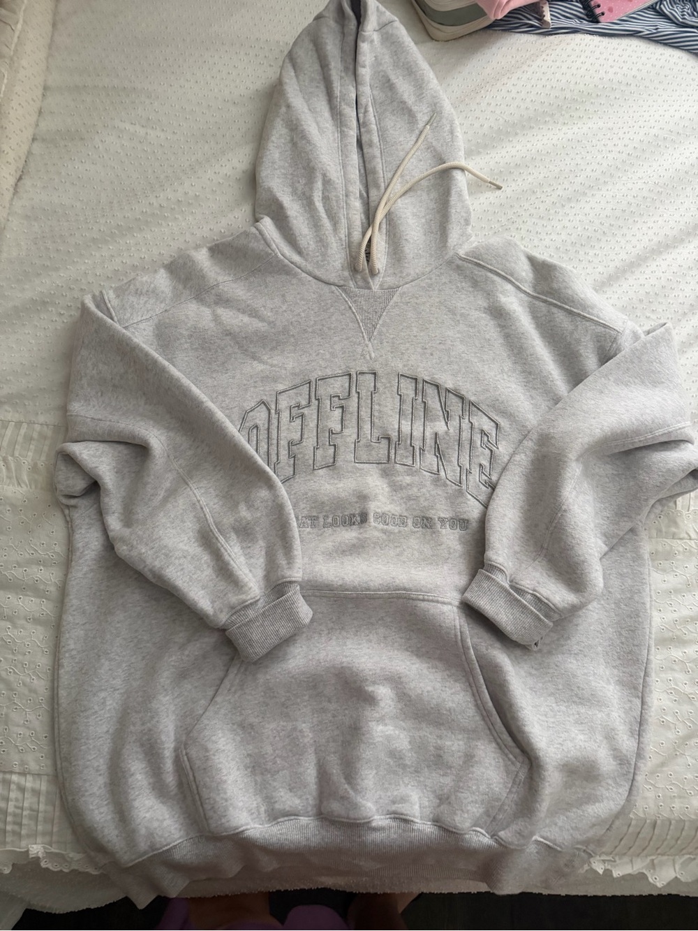 Aerie Cloud Fleece Oversized Hoodie Embroidered - Picture 2 of 2